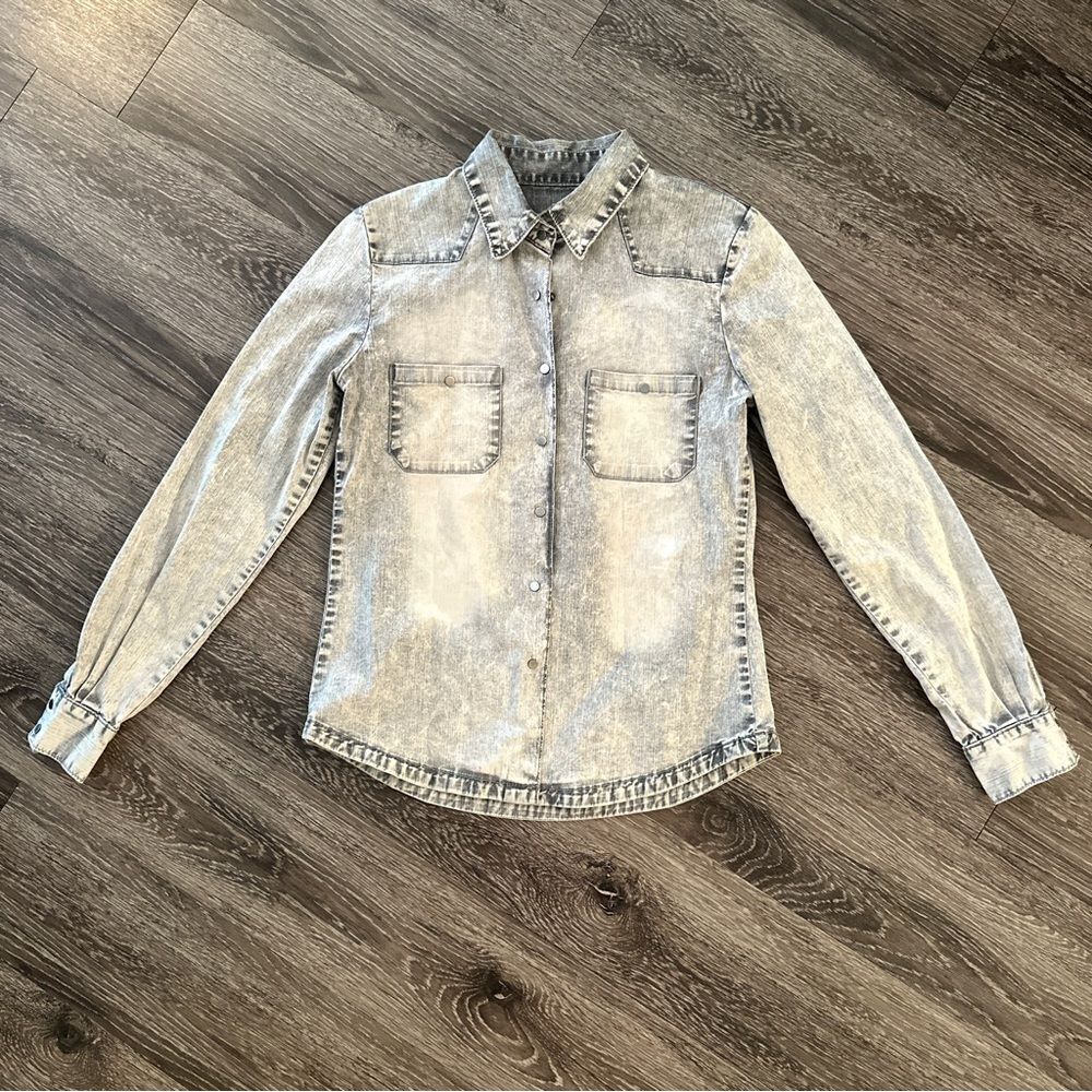 Witchery Grey Snap Button Up